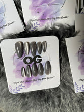 Grey Cateye, Almond Shape - Press on Nails |OG